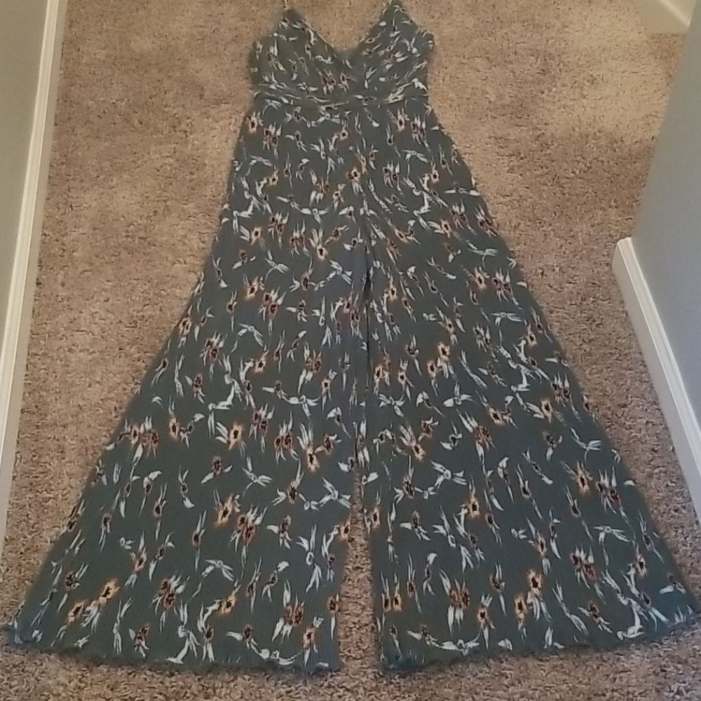 Wide leg pleated jumpsuit